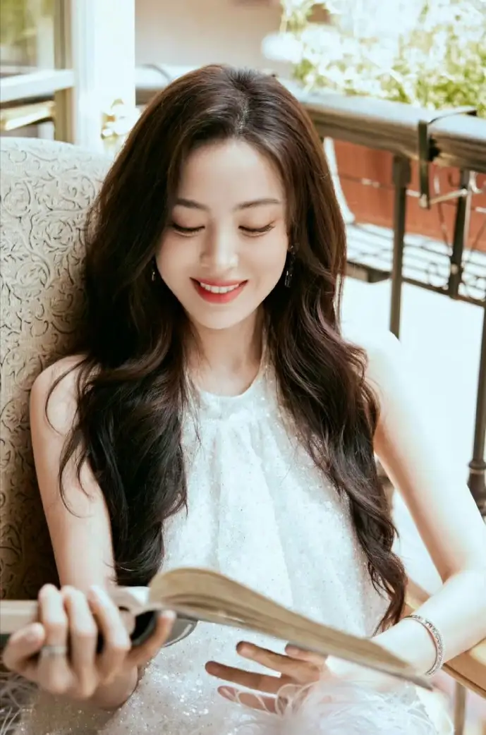 朋友圈数据黑市交易截图